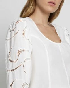7 For All Mankind Balloon Sleeve Eyelet Top In Antique White 8 7 For All Mankind Balloon Sleeve Eyelet Top In Antique White -7 For All Mankind Sales 7N564F07 ANW 3