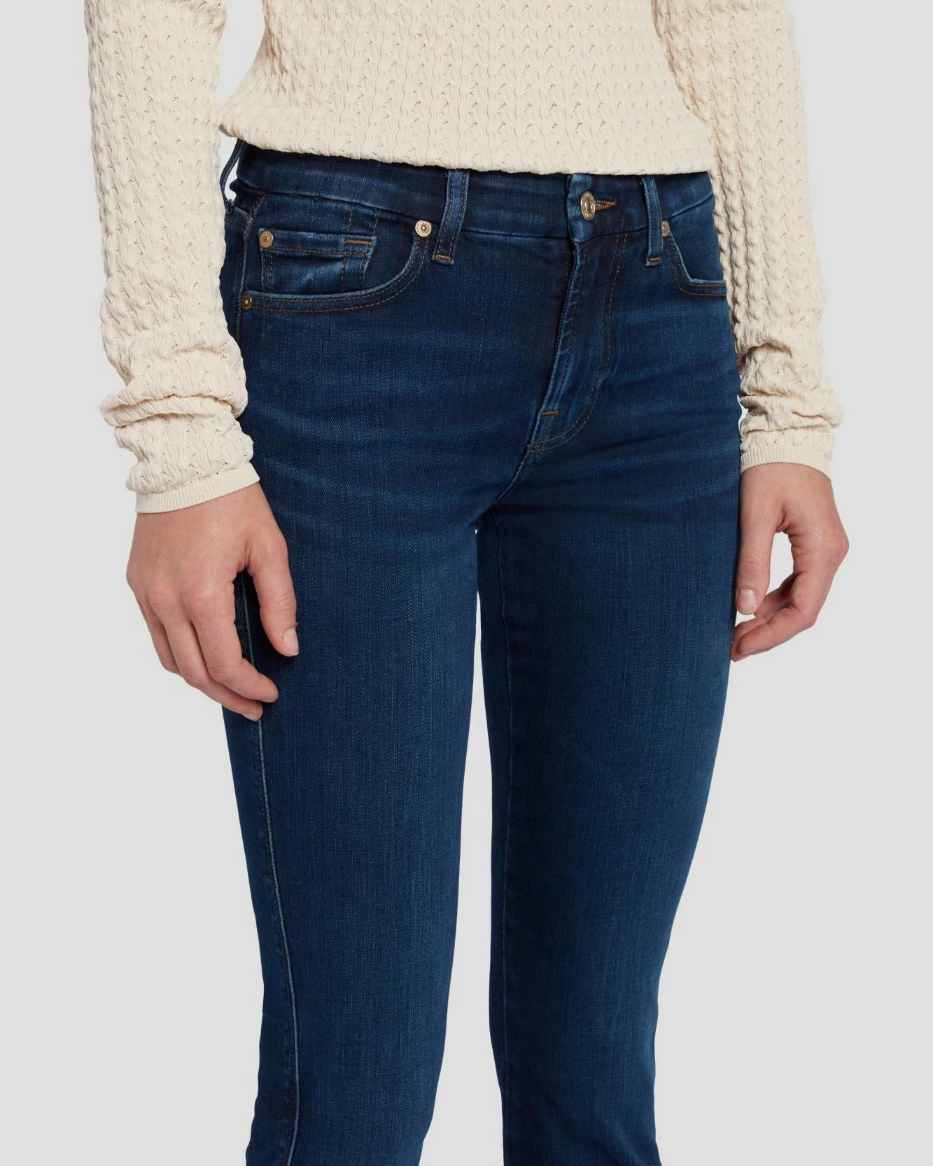 7 For All Mankind Slim Illusion Kimmie Straight In Legendary 4 7 For All Mankind Slim Illusion Kimmie Straight In Legendary - Image 3