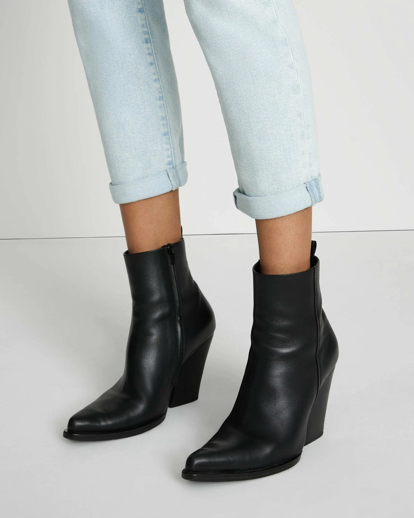 7 For All Mankind Luxe Vintage Josefina In Edis 5 7 For All Mankind Luxe Vintage Josefina In Edis - Image 3