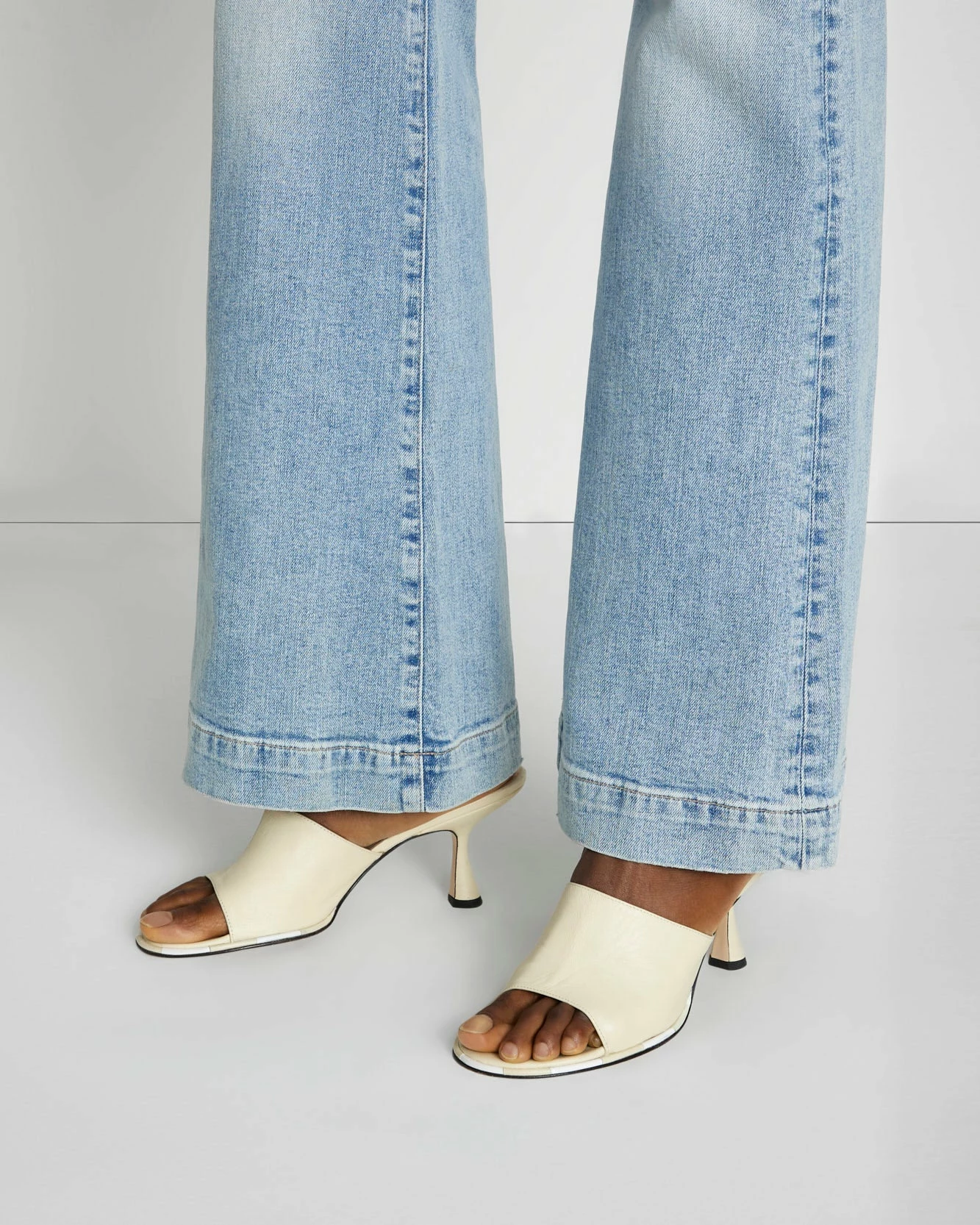 7 For All Mankind Tailorless Dojo In Merton 5 7 For All Mankind Tailorless Dojo In Merton - Image 3