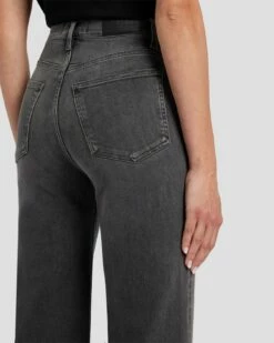 7 For All Mankind Luxe Vintage Ultra High Rise Cropped Jo In Courage 12 7 For All Mankind Luxe Vintage Ultra High Rise Cropped Jo In Courage -7 For All Mankind Sales 7U498C32 CO6 5