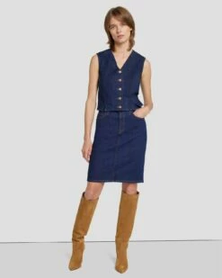 7 For All Mankind Easy Pencil Skirt In Magnolia 13 7 For All Mankind Easy Pencil Skirt In Magnolia -7 For All Mankind Sales 7U836767 MAG 6