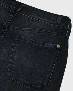 7 For All Mankind Monroe Short In Ashbury 11 7 For All Mankind Monroe Short In Ashbury -7 For All Mankind Sales 98798dc6ae93c59616c7fdae0227521b