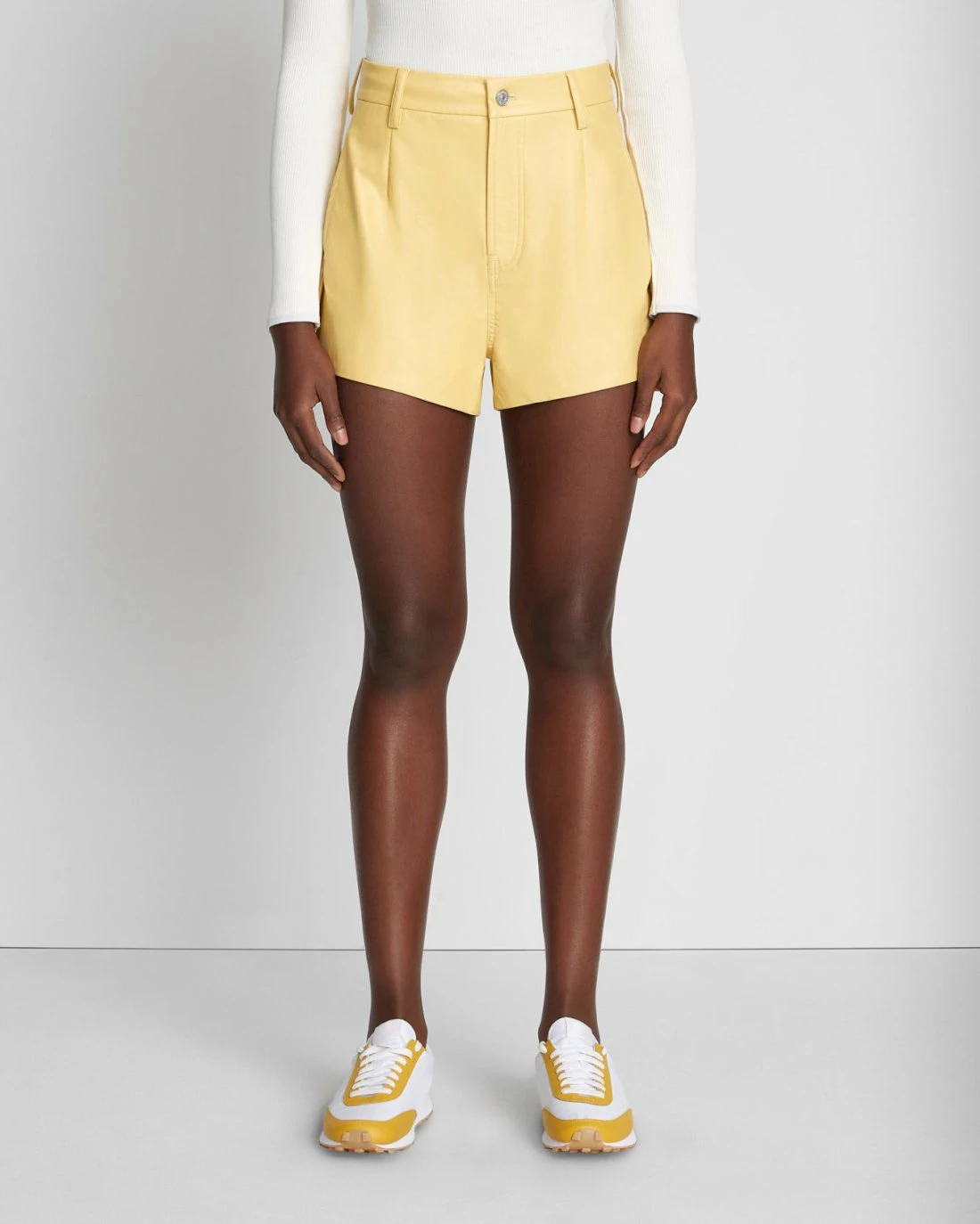 7 For All Mankind Faux Leather Tailored Short In Jojoba 4 7 For All Mankind Faux Leather Tailored Short In Jojoba - Image 2